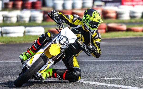 Surron Storm Bee Enduro - Image 4